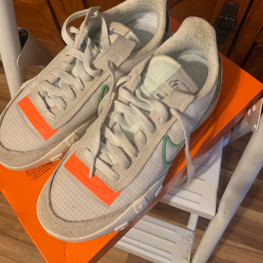 Women’s Nike Waffle Racer